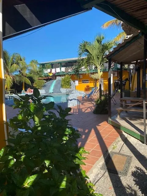 Hotel Rancho El Sobrino Westpunt 3*,  Curaçao